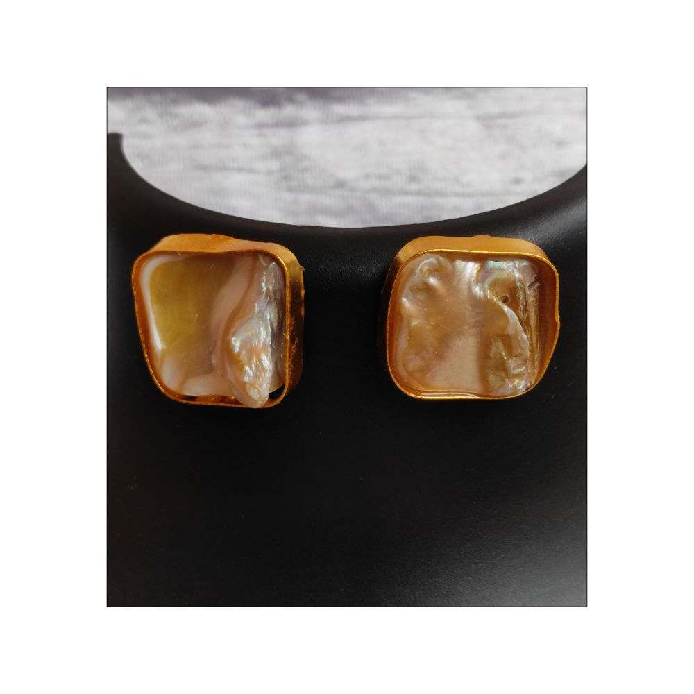 Mother of Pearl and Brass Jewelry - Image 3